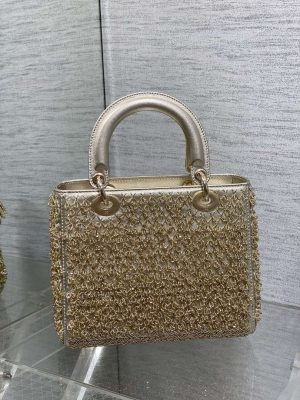 dior m0565 medium lady d life bag beaded crystal pendant embroidered gold 005 luxibags.ru .jpg