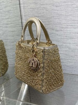 dior m0565 medium lady d life bag beaded crystal pendant embroidered gold 006 luxibags.ru .jpg