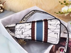 dior m0565 medium lady d lite multicolor florilegio embroidery m1027 08 luxibags.ru .jpg