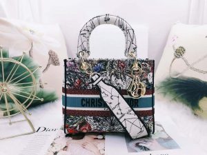 dior m0565 medium lady d lite multicolor florilegio embroidery m1029 01 luxibags.ru .jpg