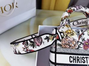 dior m0565 medium lady d lite multicolor florilegio embroidery m1030 06 luxibags.ru .jpg