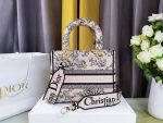 dior m0565 medium lady d lite multicolor florilegio embroidery m1032 02 luxibags.ru .jpg