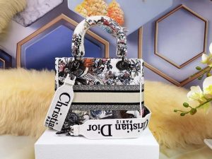 dior m0565 medium lady d lite multicolor florilegio embroidery m1033 02 luxibags.ru .jpg