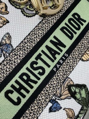 dior m0565 medium lady d lite white multicolor toile de jouy mexico embroidery m1038 03 luxibags.ru .jpg