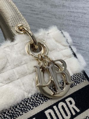 dior m0565 medium lady d lite wool beige and blue m1035 03 luxibags.ru .jpg