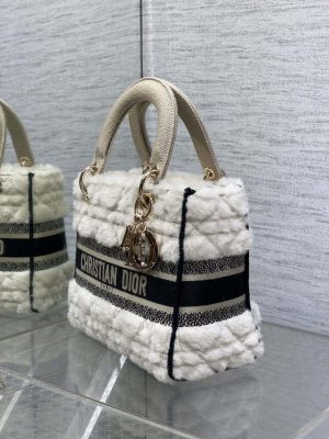 dior m0565 medium lady d lite wool beige and blue m1035 06 luxibags.ru .jpg