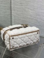 dior m0565 medium lady d lite wool beige with blue m1036 07 luxibags.ru .jpg