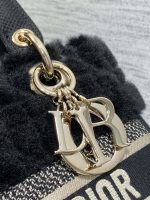 dior m0565 medium lady d lite wool blacke m1036 03 luxibags.ru .jpg