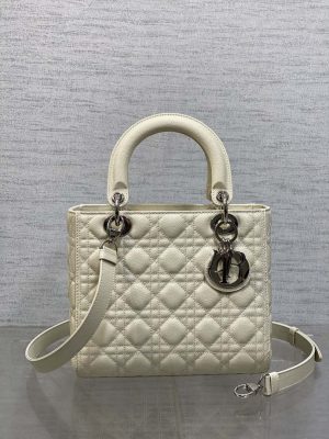 dior m0565 medium lady dior bag beige grained cannage calfskin silver 01 luxibags.ru .jpg