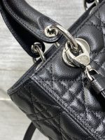 dior m0565 medium lady dior bag black grained cannage calfskin silver 05 luxibags.ru .jpg