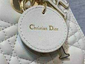 dior m0565 medium lady dior bag white cannage lambskin enamel hardware 03 luxibags.ru .jpg