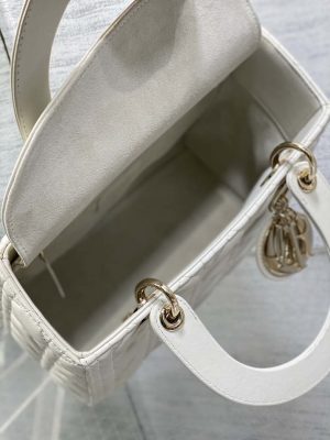 dior m0565 medium lady dior bag white cannage lambskin gold 08 luxibags.ru .jpg
