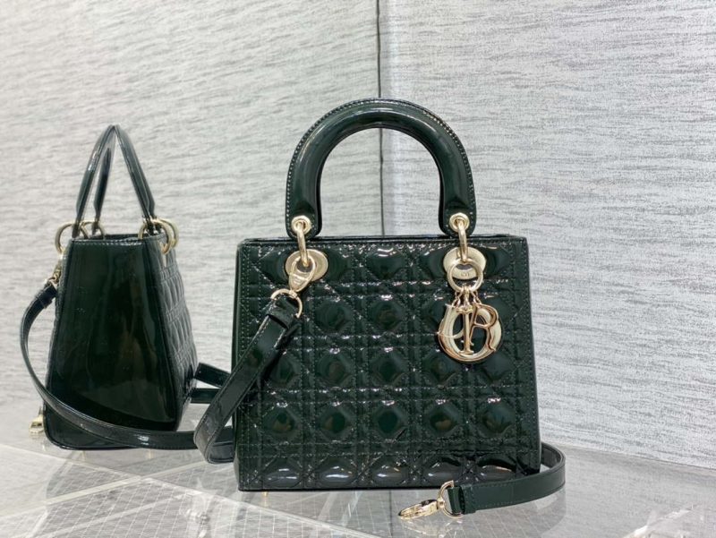 dior m0565 medium lady dior patent cannage calfskin bag dark green 01 luxibags.ru .jpg
