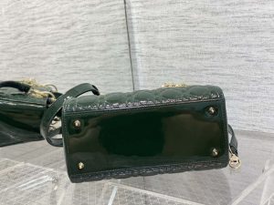 dior m0565 medium lady dior patent cannage calfskin bag dark green 07 luxibags.ru .jpg