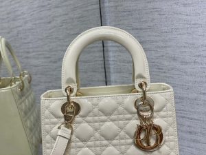 dior m0565 medium lady dior patent cannage calfskin bag white enamel hardware 02 luxibags.ru .jpg