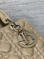 dior m0565 sand colored grained cannage calfskin 03 luxibags.ru .jpg