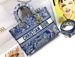 dior m0566 large lady d lite blue toile de jouy embroidery m1053 01 luxibags.ru .jpg