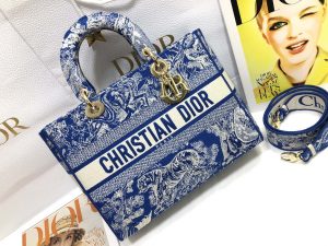 dior m0566 large lady d lite blue toile de jouy embroidery m1053 01 luxibags.ru .jpg
