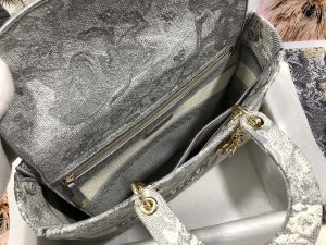 dior m0566 large lady d lite gray de jouy embroidery m1053 08 luxibags.ru .jpg