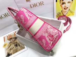 dior m0566 large lady d lite rose red de jouy embroidery m1053 03 luxibags.ru .jpg