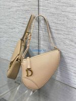 dior m05909 saddle shoulder pouch apricot goatskin 01 luxibags.ru .jpg