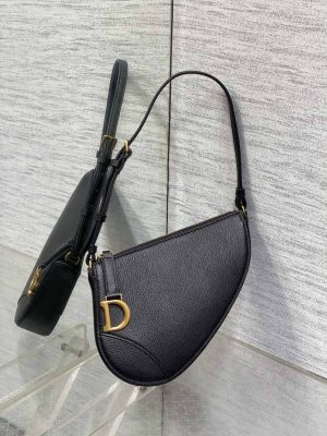 dior m05909 saddle shoulder pouch black goatskin 01 luxibags.ru .jpg