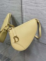 dior m05909 saddle shoulder pouch pastel yellow goatskin 02 luxibags.ru .jpg