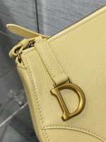 dior m05909 saddle shoulder pouch pastel yellow goatskin 03 luxibags.ru .jpg
