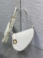 dior m05909 saddle shoulder pouch white goatskin 01 luxibags.ru .jpg