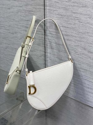 dior m05909 saddle shoulder pouch white goatskin 01 luxibags.ru .jpg