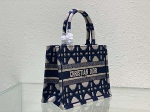 dior m1265 small book tote beige and blue macrocannage embroidery 002 luxibags.ru .jpg