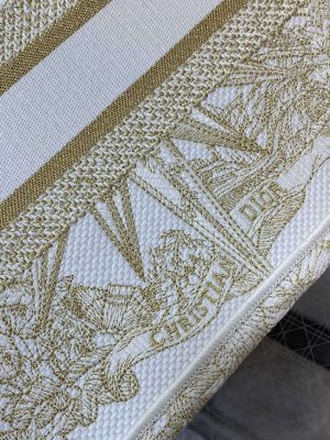 dior m1265 small book tote black biege dior petites fleurs embroidery m9626 005 luxibags.ru .jpg