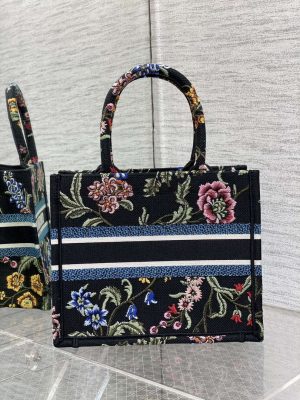 dior m1265 small book tote black multicolor dior petites fleurs embroidery m9625 004 luxibags.ru .jpg