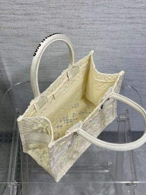 dior m1265 small book tote embroidery with 3d macrame effect m9620 006 luxibags.ru .jpg