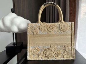 dior m1265 small book tote embroidery with 3d macrame effect m9621 004 luxibags.ru .jpg