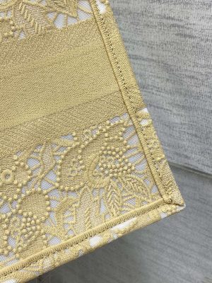 dior m1265 small book tote embroidery with 3d macrame effect m9622 005 luxibags.ru .jpg