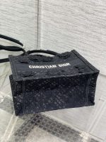 dior m1265 small book tote embroidery with 3d macrame effect m9623 006 luxibags.ru .jpg