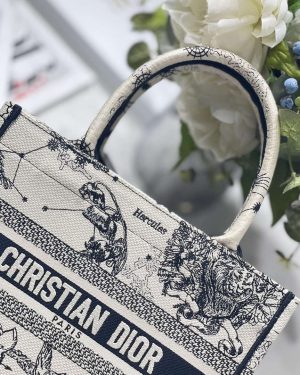 dior m1265 small book tote latte and black toile de jouy zodiac embroidery m9615 004 luxibags.ru .jpg