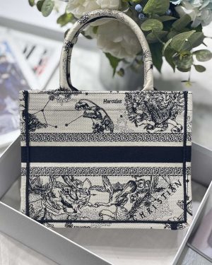 dior m1265 small book tote latte and black toile de jouy zodiac embroidery m9615 006 luxibags.ru .jpg