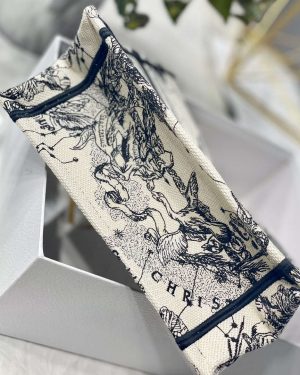dior m1265 small book tote latte and black toile de jouy zodiac embroidery m9615 008 luxibags.ru .jpg