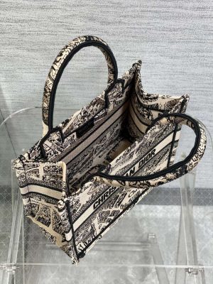 dior m1265 small book tote tan and black plan de paris embroidery m9617 008 luxibags.ru .jpg