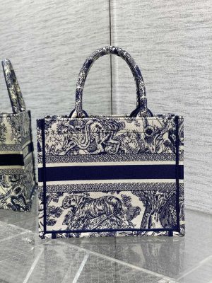 dior m1265 small book tote toile de jouy sauvage embroidery m9603 004 luxibags.ru .jpg