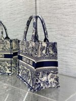 dior m1265 small book tote toile de jouy sauvage embroidery m9603 006 luxibags.ru .jpg