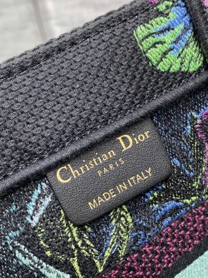 dior m1265 small book tote toile de jouy sauvage embroidery m9605 009 luxibags.ru .jpg