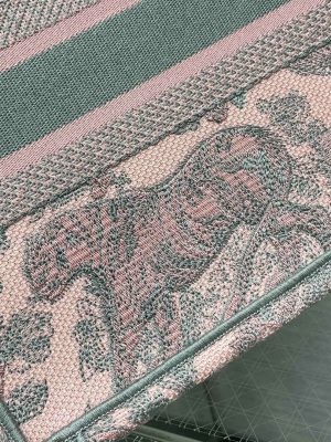 dior m1265 small book tote toile de jouy sauvage embroidery m9606 005 luxibags.ru .jpg