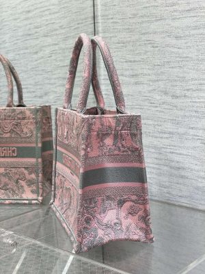 dior m1265 small book tote toile de jouy sauvage embroidery m9606 006 luxibags.ru .jpg