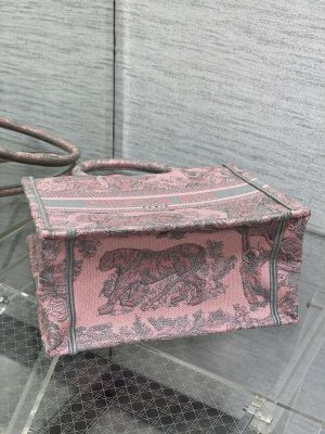 dior m1265 small book tote toile de jouy sauvage embroidery m9606 007 luxibags.ru .jpg