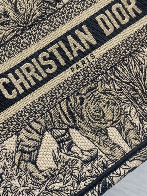 dior m1265 small book tote toile de jouy sauvage embroidery m9607 003 luxibags.ru .jpg