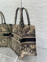 dior m1265 small book tote toile de jouy sauvage embroidery m9607 005 luxibags.ru .jpg