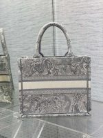 dior m1265 small book tote toile de jouy sauvage embroidery m9609 004 luxibags.ru .jpg
